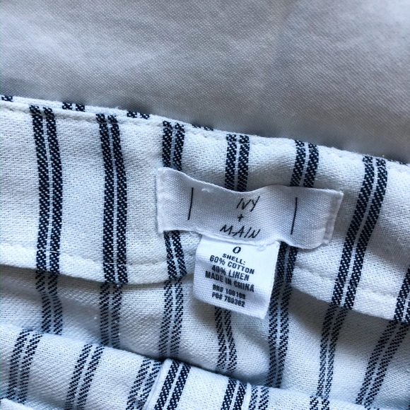 Striped Mini Skirt - Picture 2 of 2